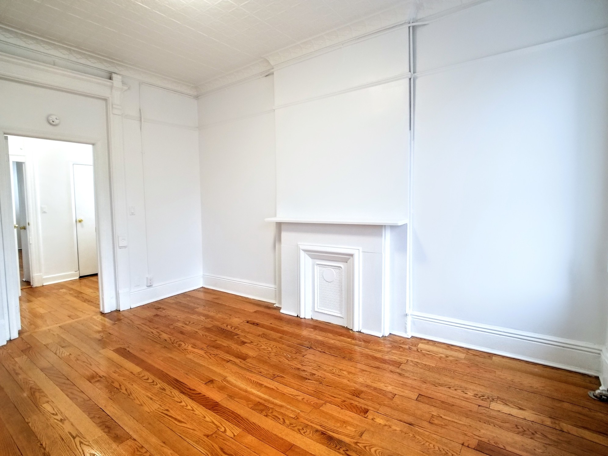 571 Driggs Avenue, Unit 4R Brooklyn, NY 11211 - Photo 2 of 10