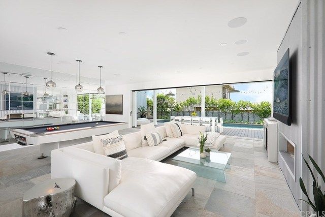 $3,725,000 | 231 Tustin Avenue, Newport Beach, CA 92663
