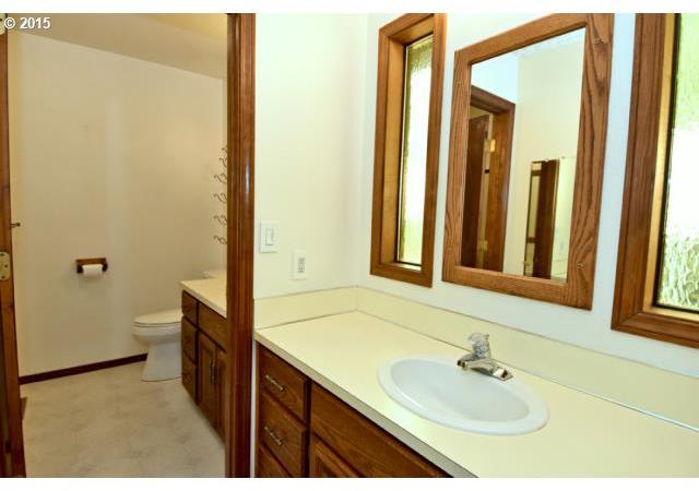 222 Ward Road Washougal, WA 98671 - Photo 9 of 16 Gallery Image 9