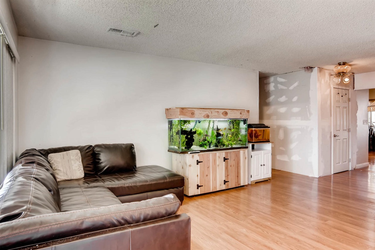 7756 Bendigo Road San Diego, CA 92126 - Photo 2 of 24