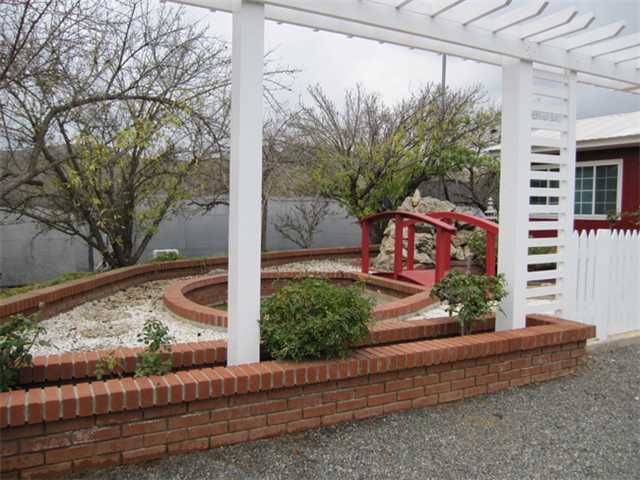 275 Stewart Canyon Road Fallbrook, CA 92028 - Photo 4 of 13 Garden