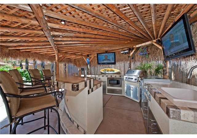 9514 Paseo De Los Castillos Santee, CA 92071 - Photo 3 of 25