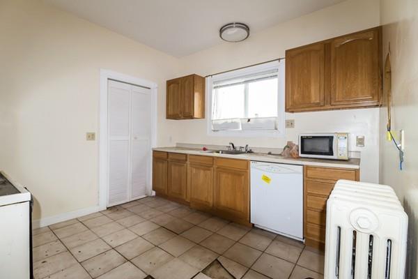 371 Prospect Street Fall River, MA 02720 - Photo 22 of 24 Gallery Image 22