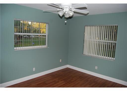 4801 Southwest 199th Avenue Southwest Ranches, FL 33332 - Photo 8 of 8 Gallery Image 8