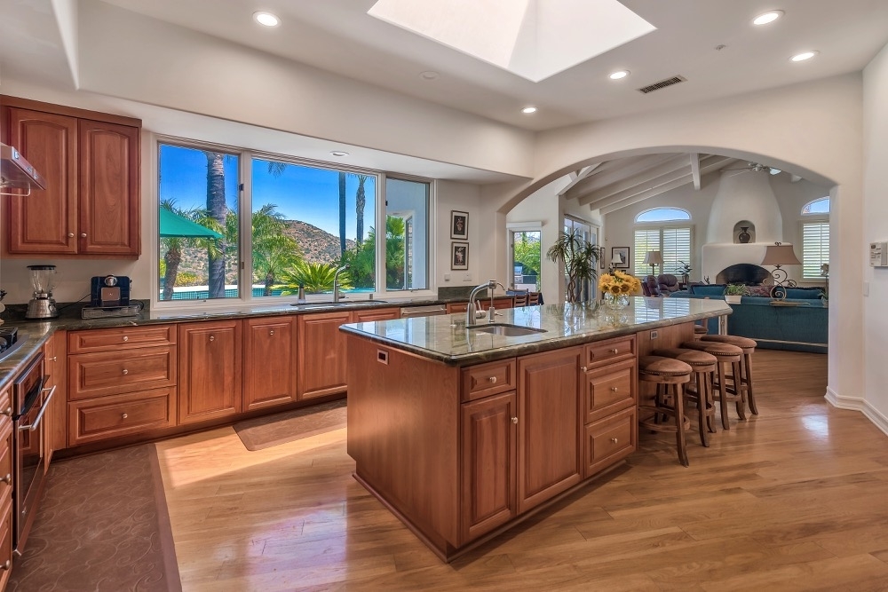13427 Highlands Ranch Road Poway, CA 92064 - Photo 7 of 24