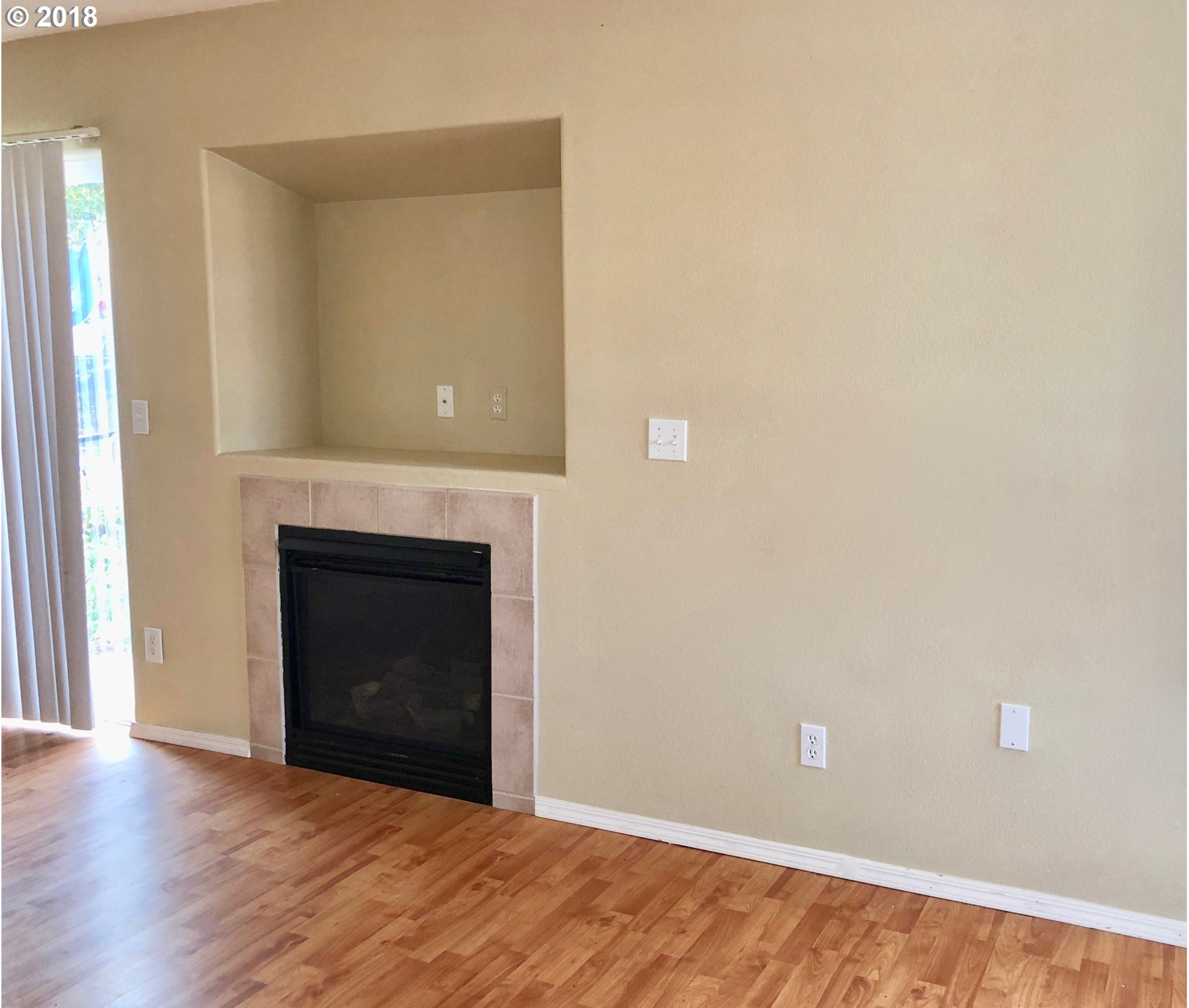 855 Southwest Junction Place Gresham, OR 97080 - Photo 9 of 11 Gallery Image 9