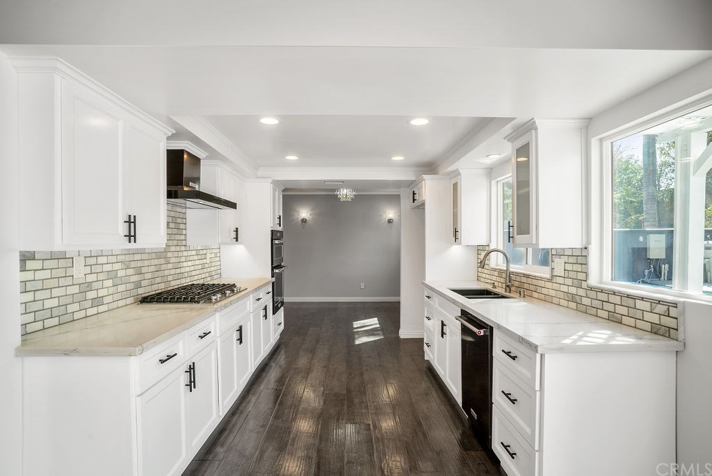 13516 Darvalle Street Cerritos, CA 90703 - Photo 18 of 75