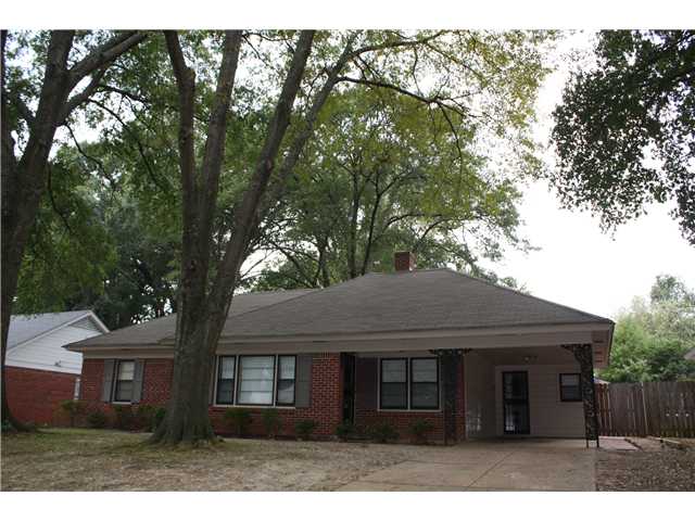 1617 Hayne Road Memphis, TN 38119 - Photo 3 of 12 Low maintenance brick exterior with huge trees & lots of shade for great utility costs! New exterior paint in 2009