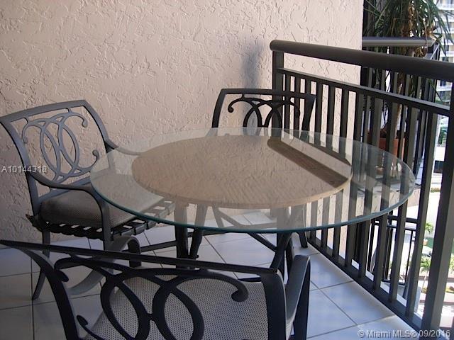 540 Brickell Key Drive, Unit 1504 Miami, FL 33131 - Photo 4 of 32