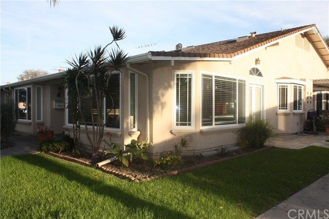 $480,000 | 1790 Sunningdale # 15g - M14, Seal Beach, CA 90740