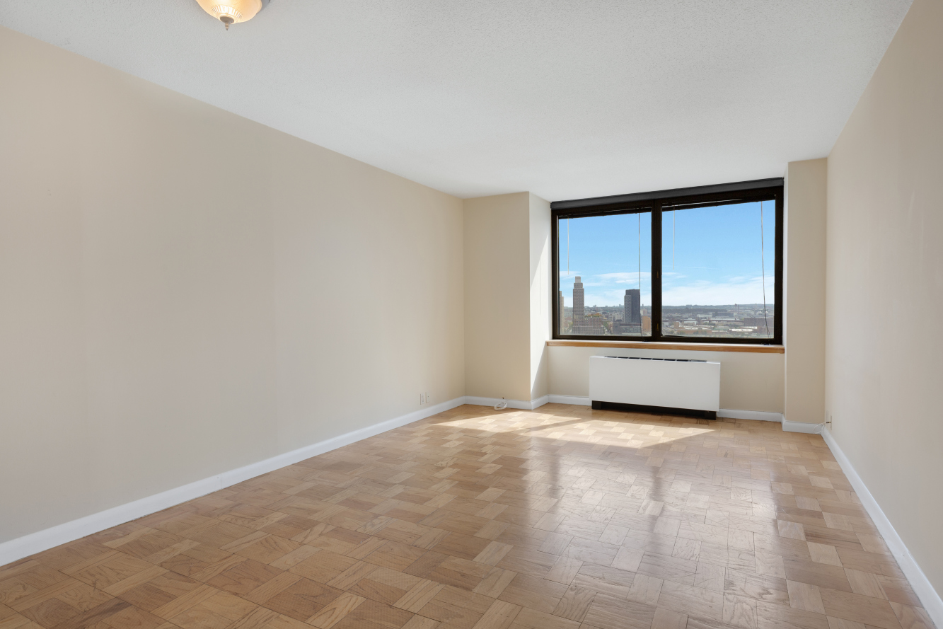 415 East 37th Street, Unit 22B Manhattan, NY 10016 - Photo 2 of 6