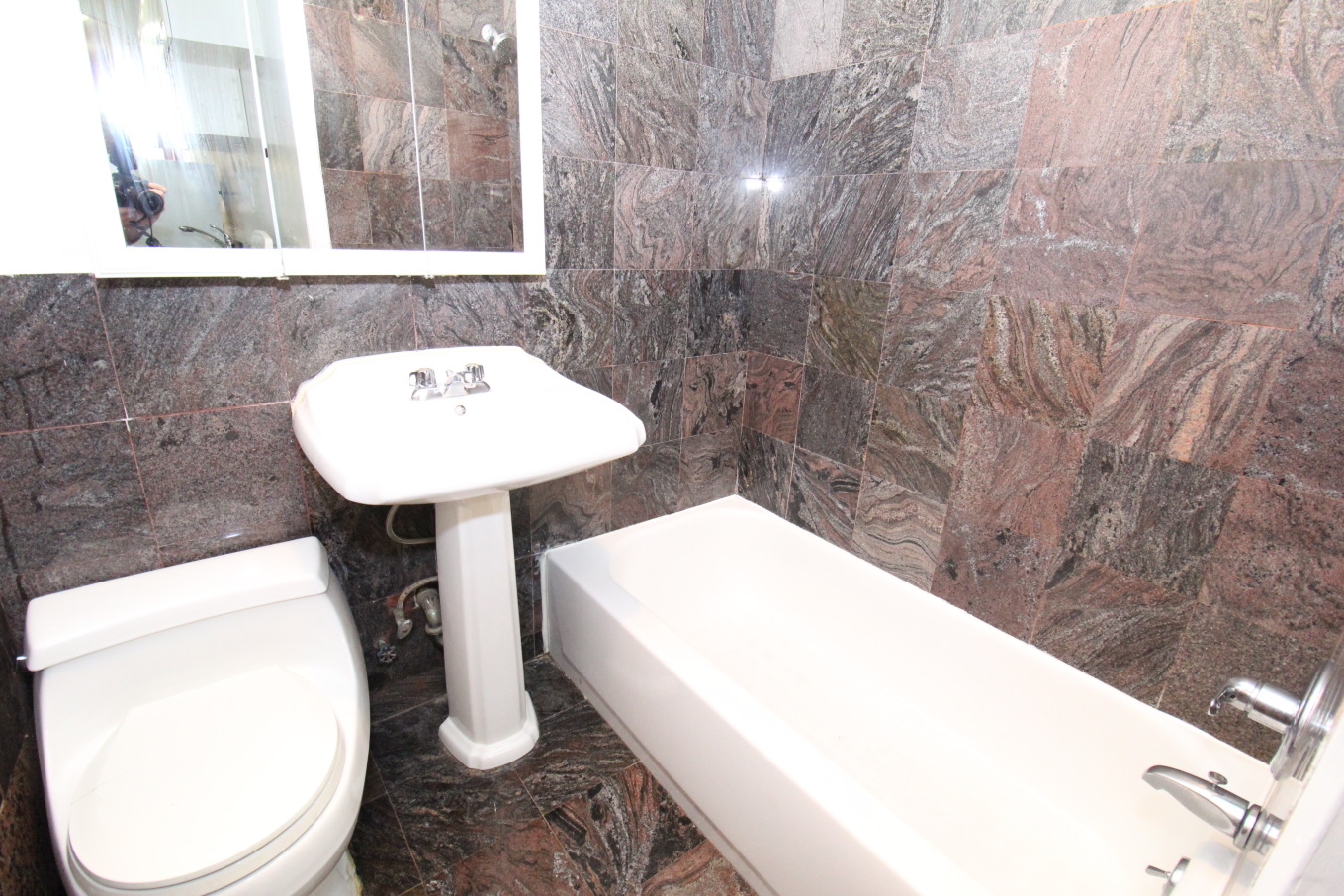 324 East 94th Street, Unit 4E Manhattan, NY 10128 - Photo 5 of 7