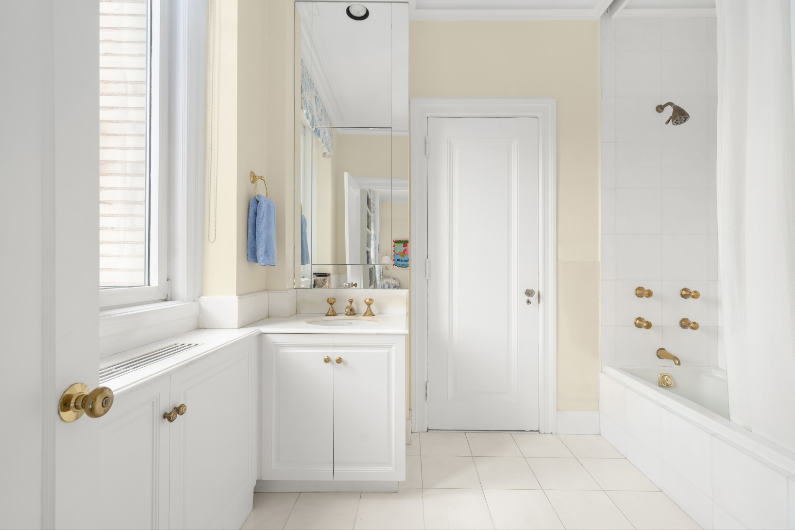 950 Park Avenue, Unit 8A Manhattan, NY 10028 - Photo 12 of 16