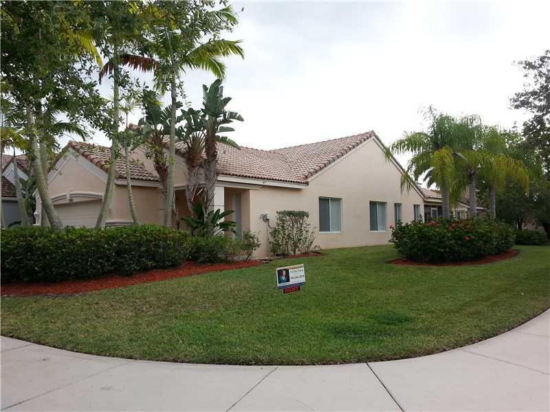 Savanna Weston, FL 33327 - Photo 2 of 17