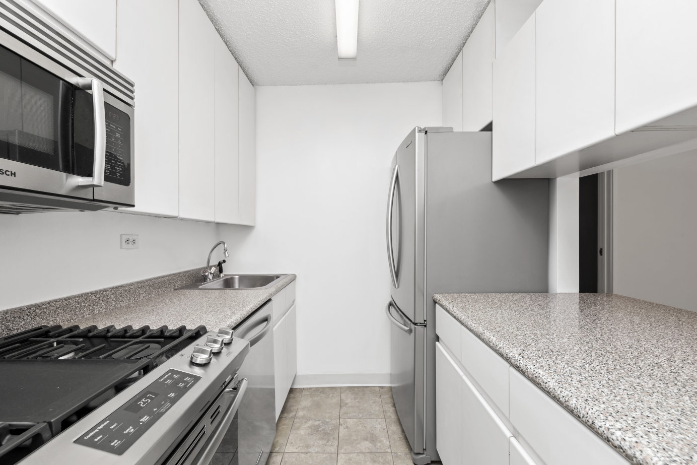 270 West 17th Street, Unit 5C Manhattan, NY 10011 - Photo 3 of 7