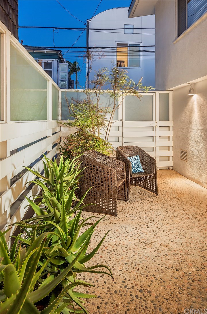 34 58th Place Long Beach, CA 90803 - Photo 11 of 27