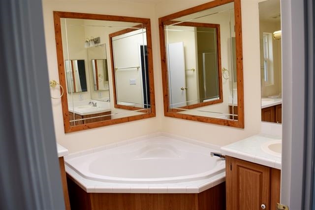 12086 Rodeal Way Lakeside, CA 92040 - Photo 13 of 24 Gallery Image 13