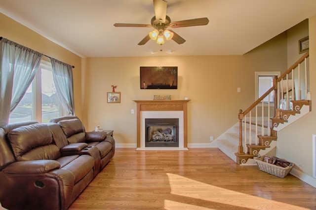 160 Foxrun Springfield, TN 37172 - Photo 6 of 30 This open concept living area is adjacent to dining room.