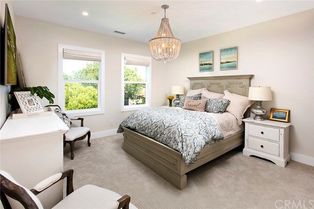 $2,575,000 | 291 Walnut Street, Costa Mesa, CA 92627