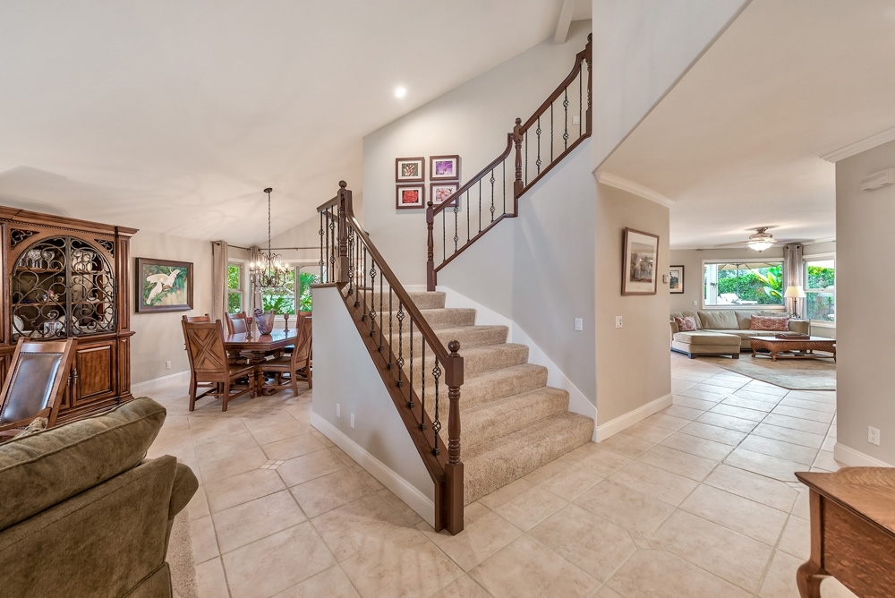 13895 Country Creek Road Poway, CA 92064 - Photo 3 of 25 Gallery Image 3