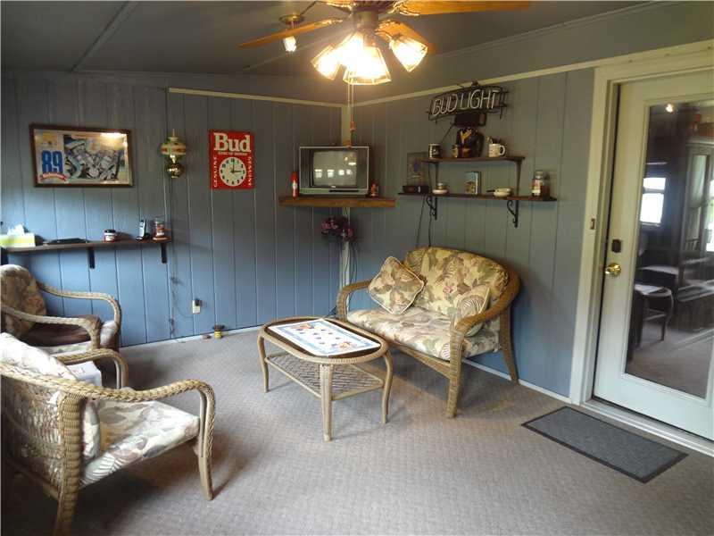 612 Mohawk School Road Edinburg, PA 16116 - Photo 15 of 16 Gallery Image 15
