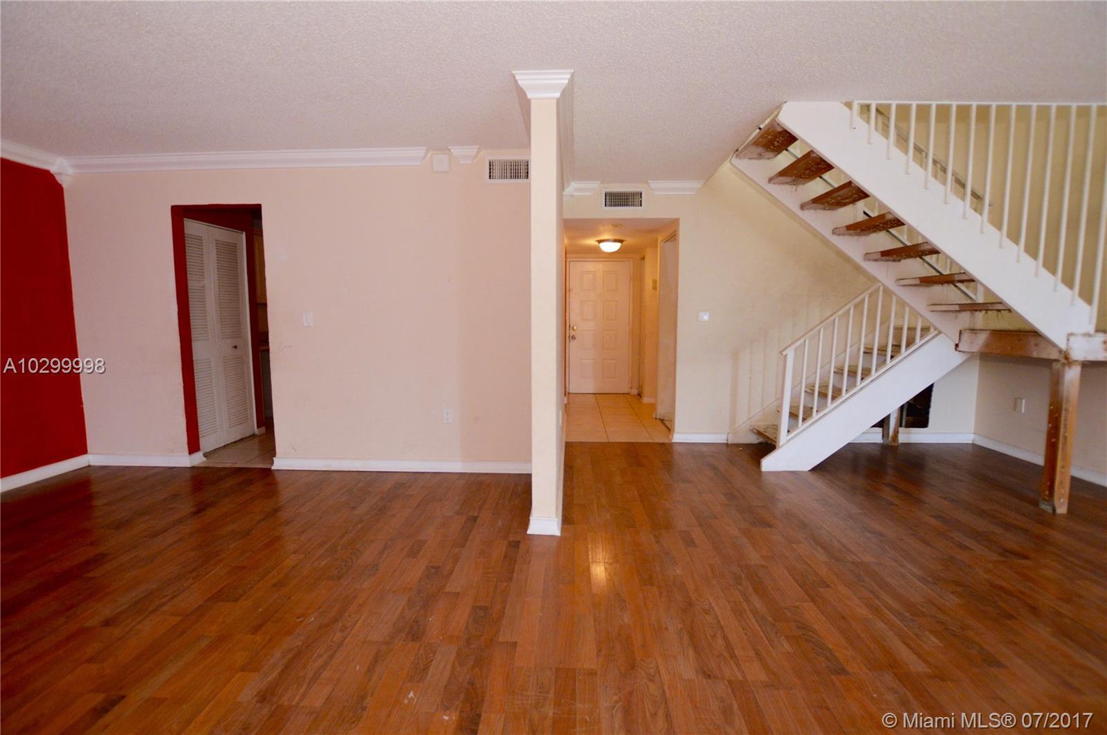 711 North Pine Island Road, Unit 409 Plantation, FL 33324 - Photo 6 of 32