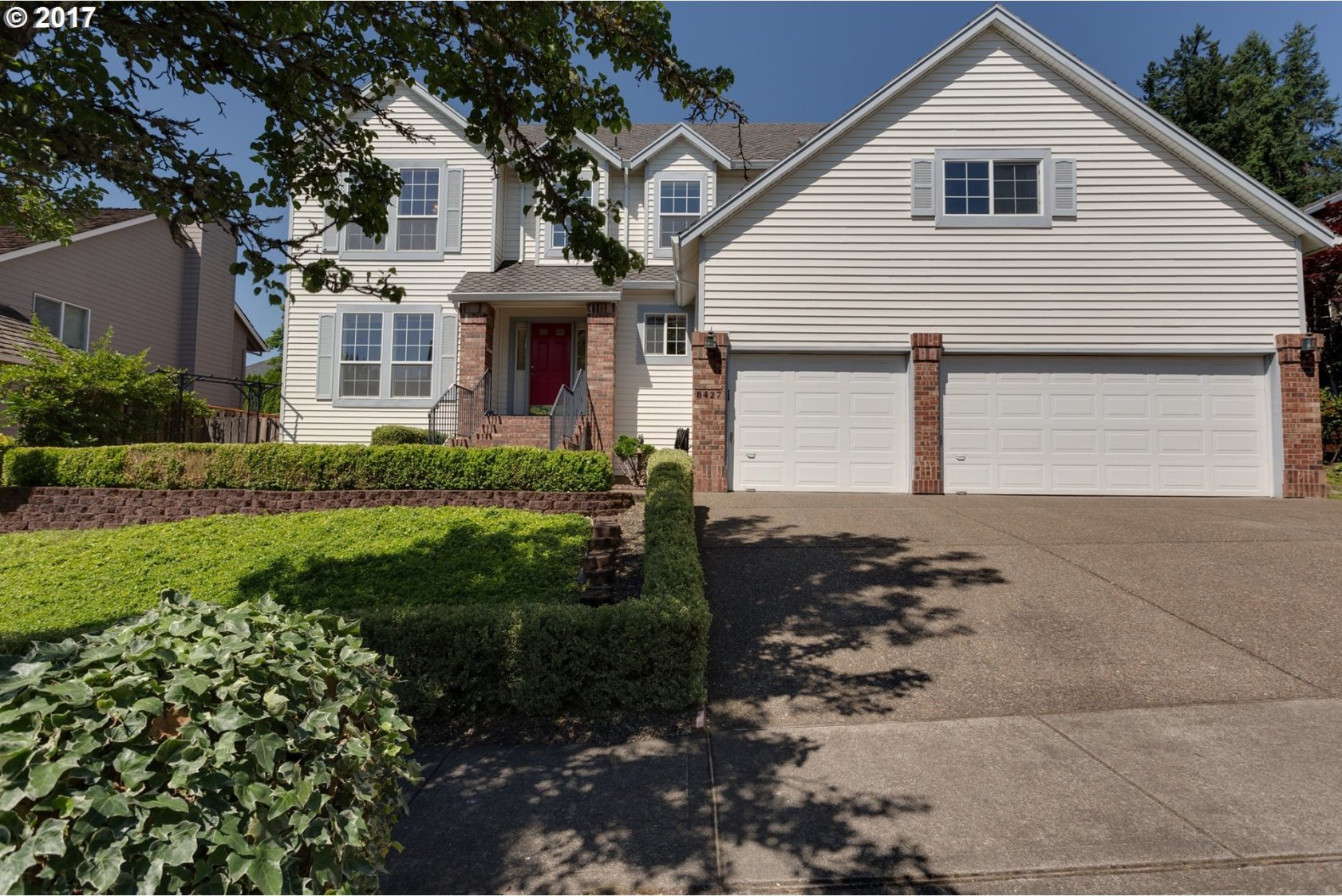 8427 Southwest Chevy Place Beaverton, OR 97008 - Photo 1 of 19 Gallery Image 1
