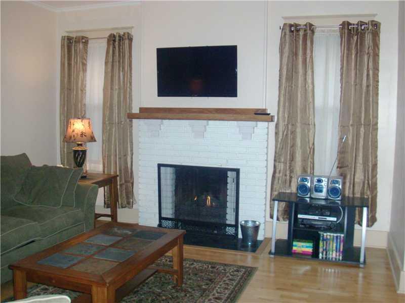 657 Locust Street Indiana, PA 15701 - Photo 3 of 13 Gallery Image 3