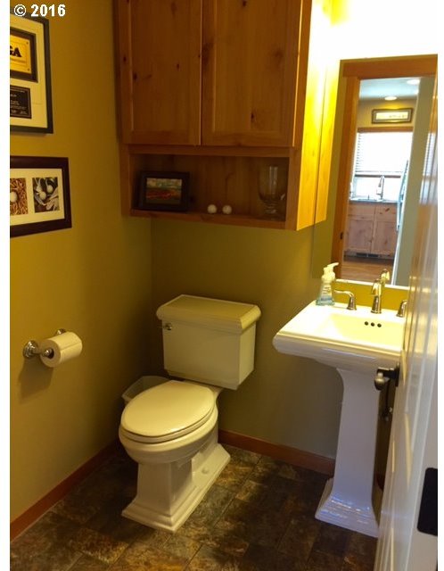 1716 Southwest 3rd Street Pendleton, OR 97801 - Photo 15 of 19