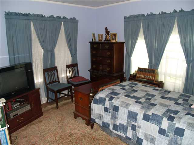 717 Spring Street Memphis, TN 38112 - Photo 9 of 12