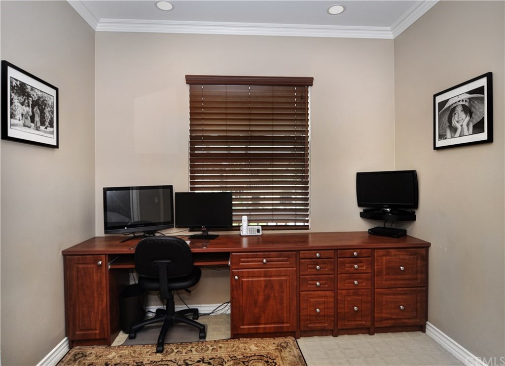 7967 Aldea Circle Huntington Beach, CA 92648 - Photo 9 of 20