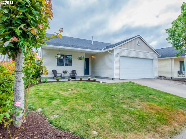 933 Northeast Mariners Loop Portland, OR 97211 - Photo 3 of 13 Gallery Image 3