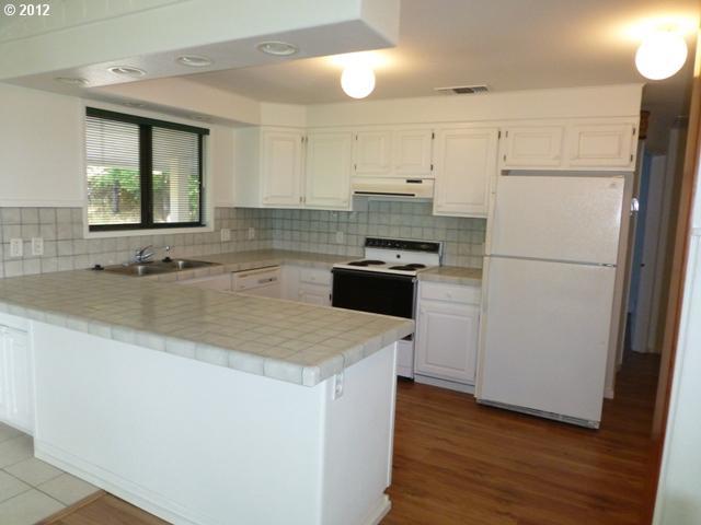 94375 Tom Cat Hill Road Gold Beach, OR 97444 - Photo 10 of 16 Gallery Image 10