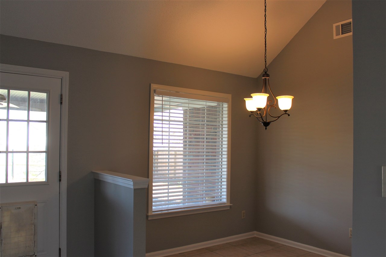 260 Vista Ridge Drive Collierville, TN 38017 - Photo 4 of 20 Gallery Image 4