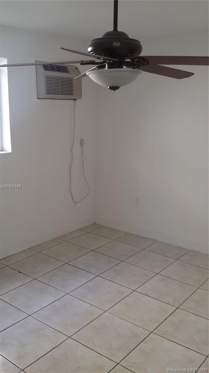 535 Northwest 7th Street, Unit 2 Miami, FL 33136 - Photo 3 of 14