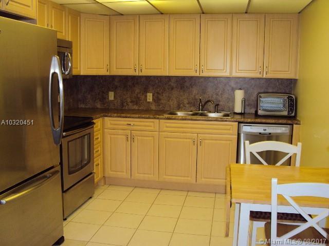 2082 Wolverton East, Unit 2082 Boca Raton, FL 33434 - Photo 6 of 26 Gallery Image 6