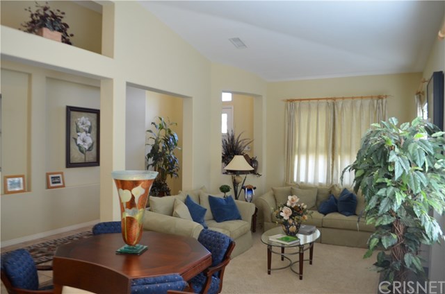 743 Diamond Drive Camarillo, CA 93010 - Photo 5 of 31