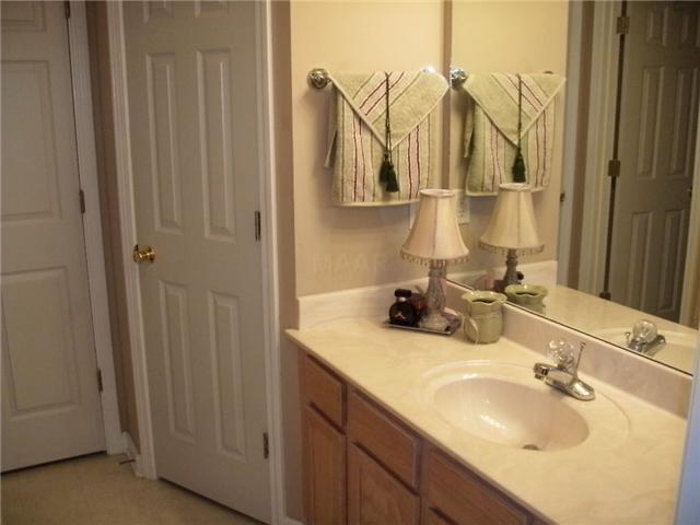 2692 Breezy Ridge Trail Memphis, TN 38016 - Photo 10 of 12 Gallery Image 10
