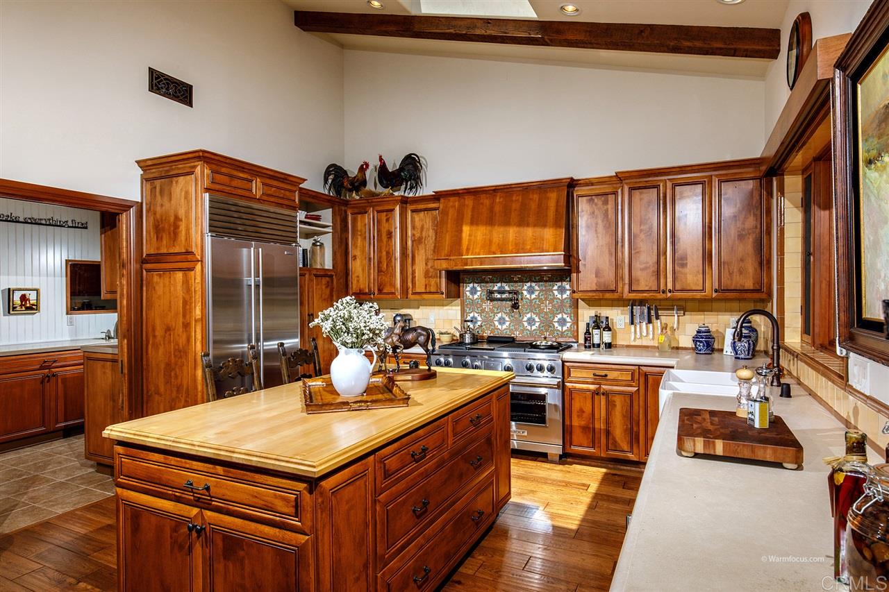 7063 Via De Maya Rancho Santa Fe, CA 92067 - Photo 9 of 25