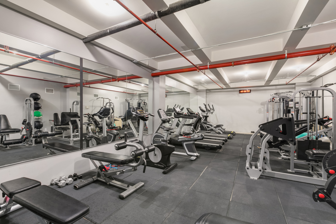 Santorini 35-40 30th St, Queens, NY 11106 - Photo 4 of 4