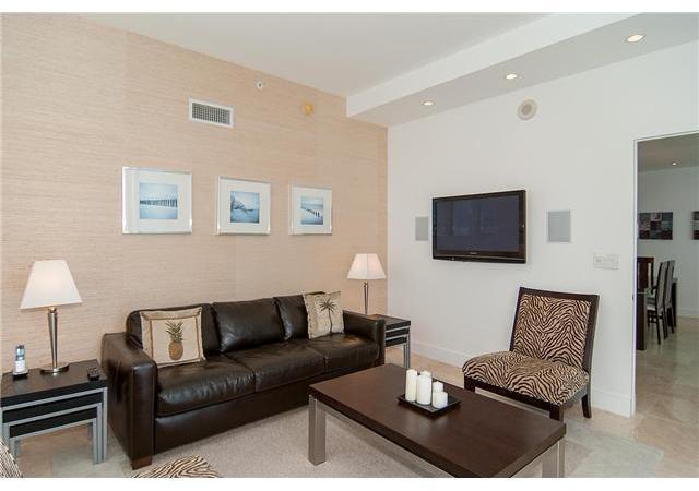 665 Northeast 25th Street, Unit PHI01 Miami, FL 33137 - Photo 3 of 8