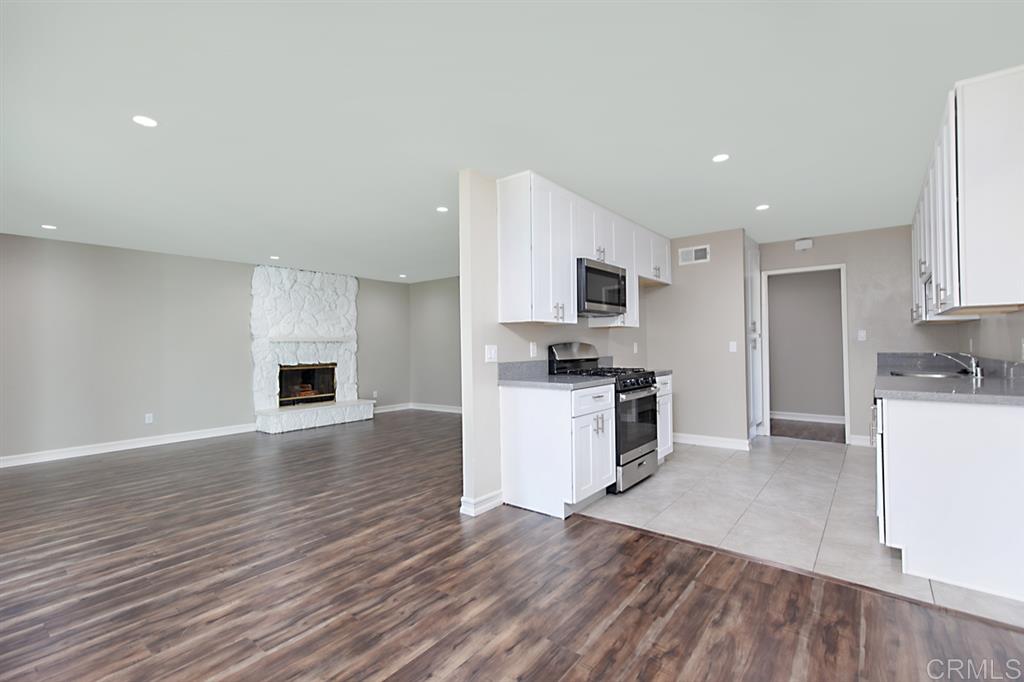 1257 Helix Street Spring Valley, CA 91977 - Photo 6 of 17 Gallery Image 6