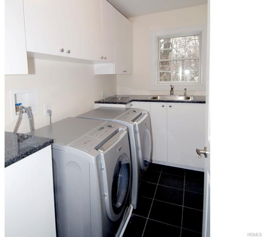 74 Lansdowne Drive Larchmont, NY 10538 - Photo 17 of 25