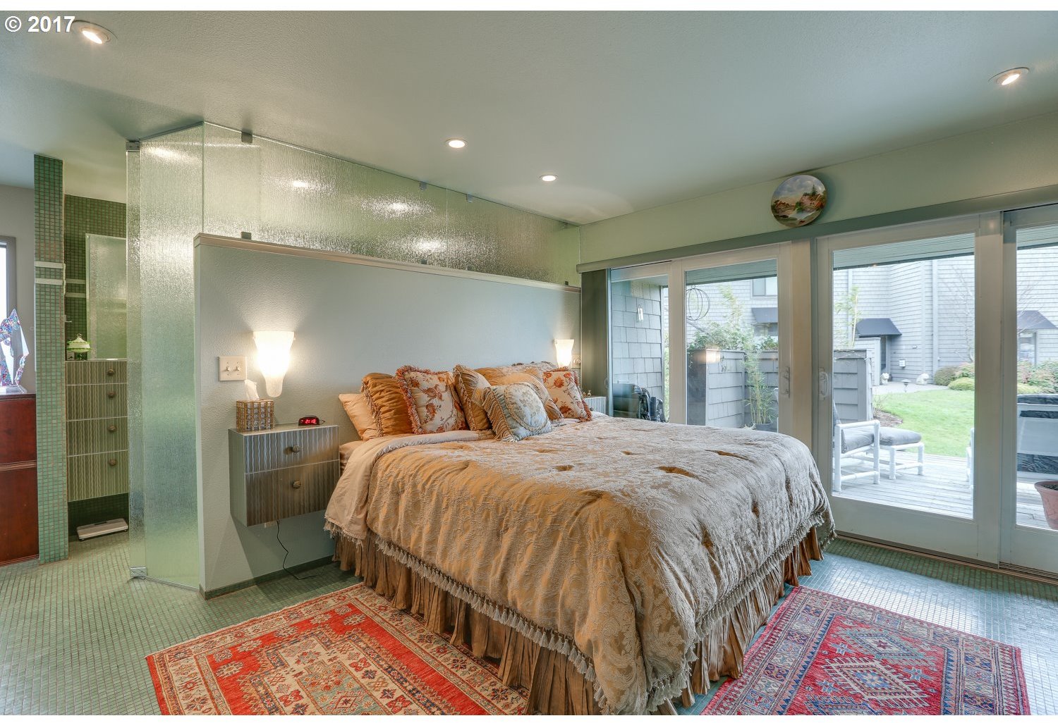 5810 Southwest Riverpoint Lane Portland, OR 97239 - Photo 20 of 32