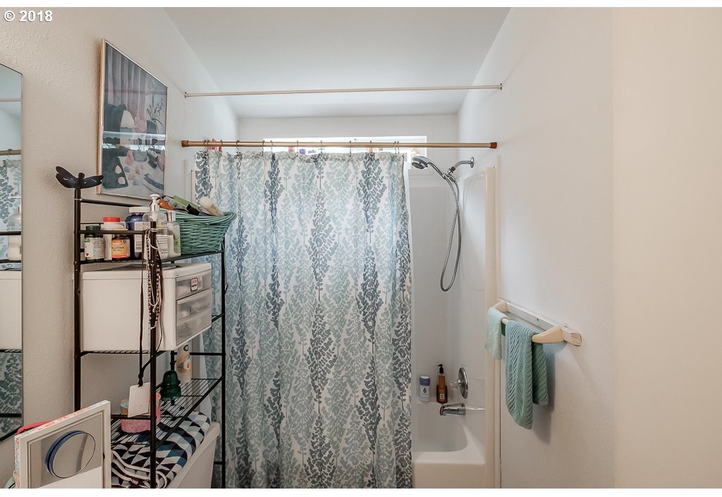 28771 Ridgeway Road Sweet Home, OR 97386 - Photo 17 of 30 Gallery Image 17