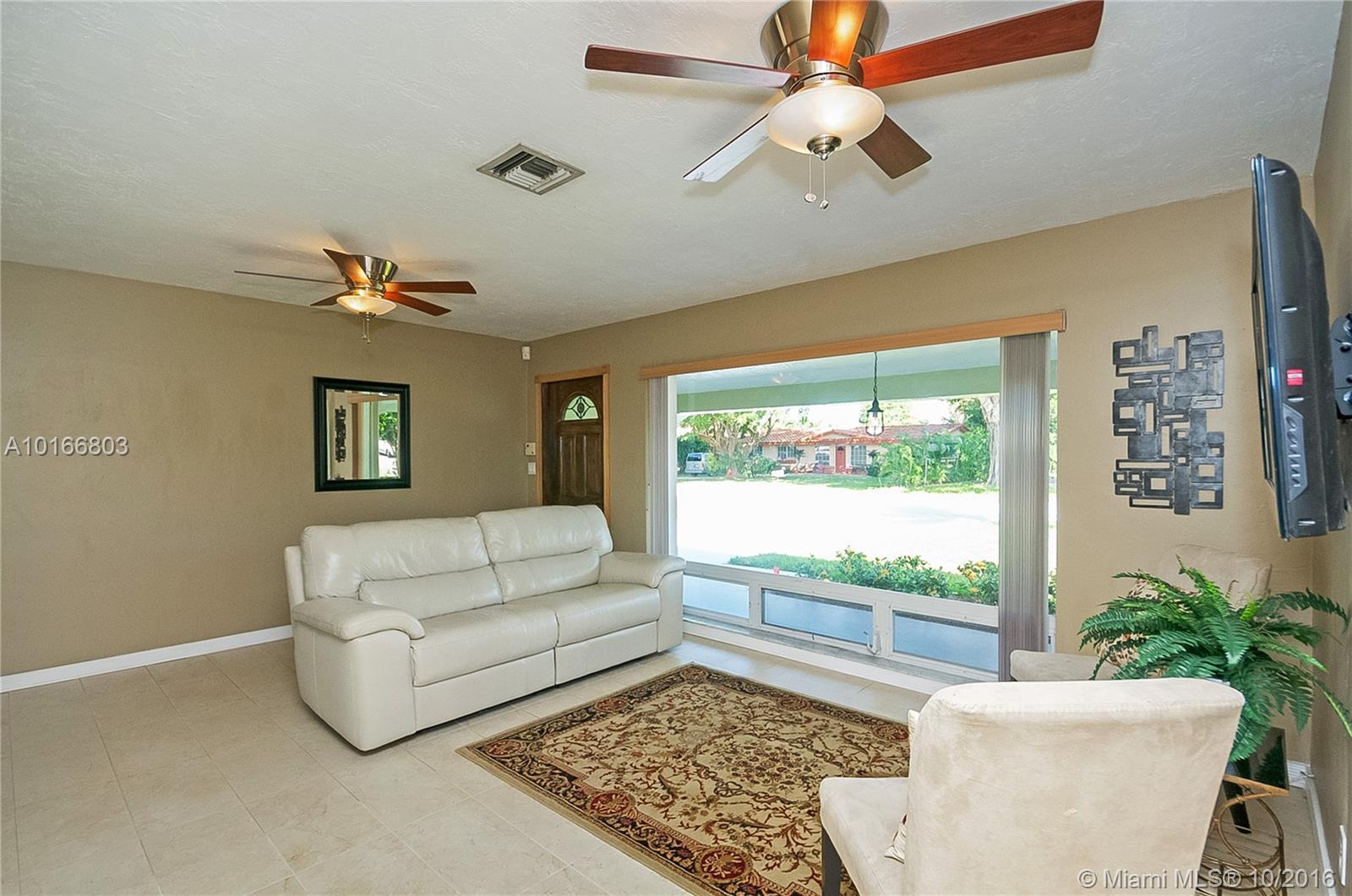 116 Northwest 8th Street Boca Raton, FL 33432 - Photo 5 of 29