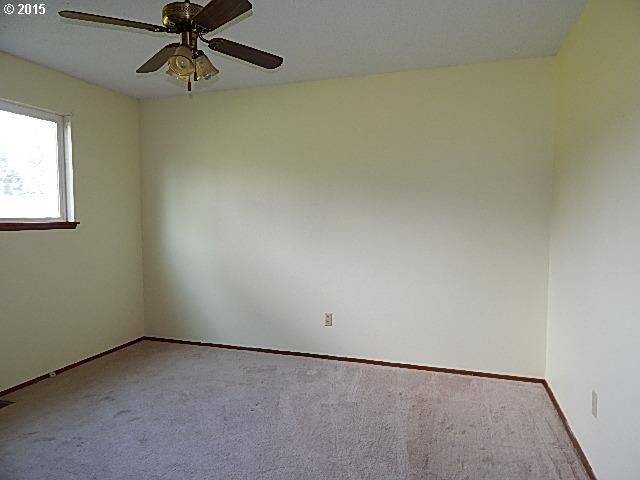 21 Northeast Hughes Road Carson, WA 98610 - Photo 12 of 16 Gallery Image 12