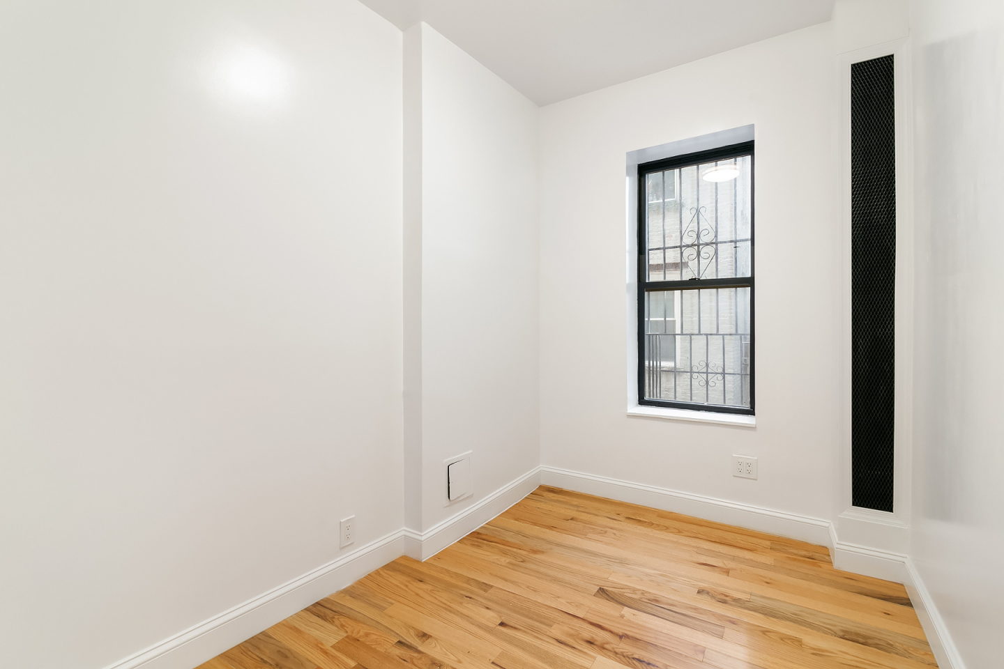 206 Rivington Street, Unit 1D Manhattan, NY 10002 - Photo 3 of 4