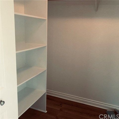 $320,000 | 1570 Glenview Road, Unit M1271K, Seal Beach, CA 90740