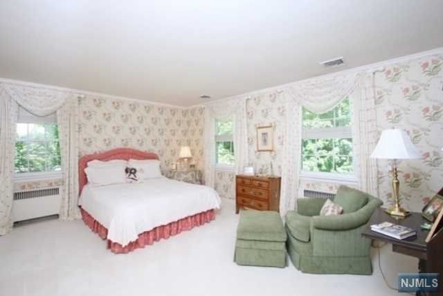 51 Dryden Road Montclair, NJ 07043 - Photo 15 of 24